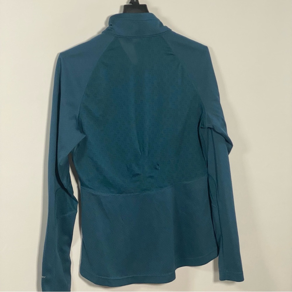 North Face 1/2 Zip Lightweight Pullover
Women's. Size M - Picture 2 of 8